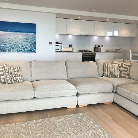 6 Ocean Gate Apartment New Quay エクステリア 写真