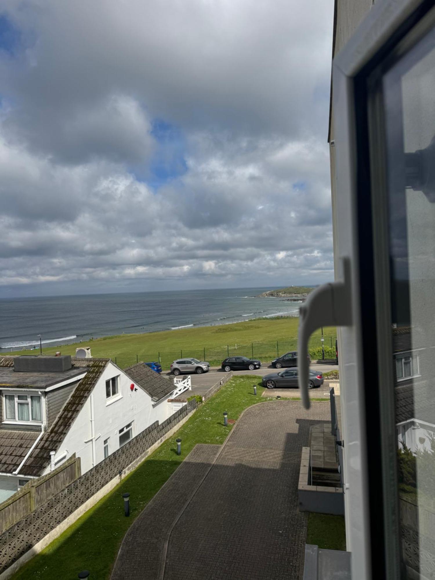 6 Ocean Gate Apartment New Quay エクステリア 写真