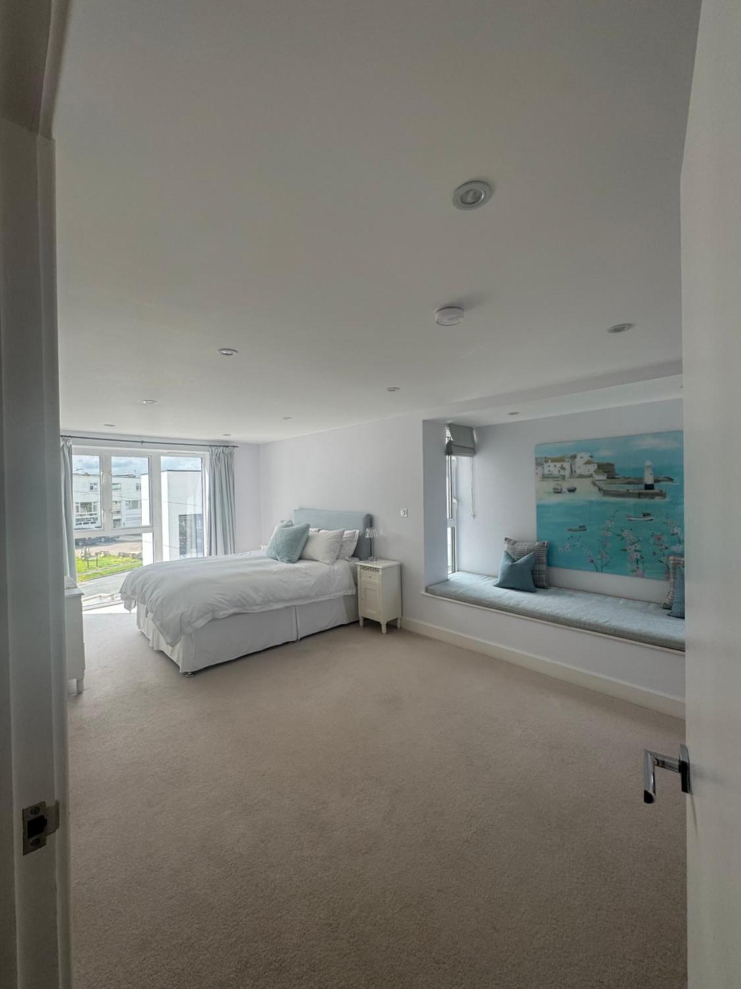6 Ocean Gate Apartment New Quay エクステリア 写真